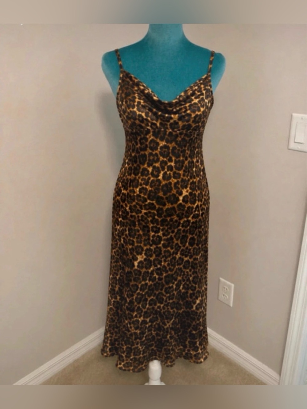 Sofia Vergara Leopard Print Slip Dress - Brown/Black